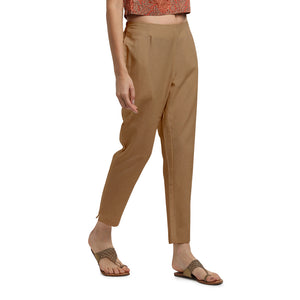 Color_Dark Beige