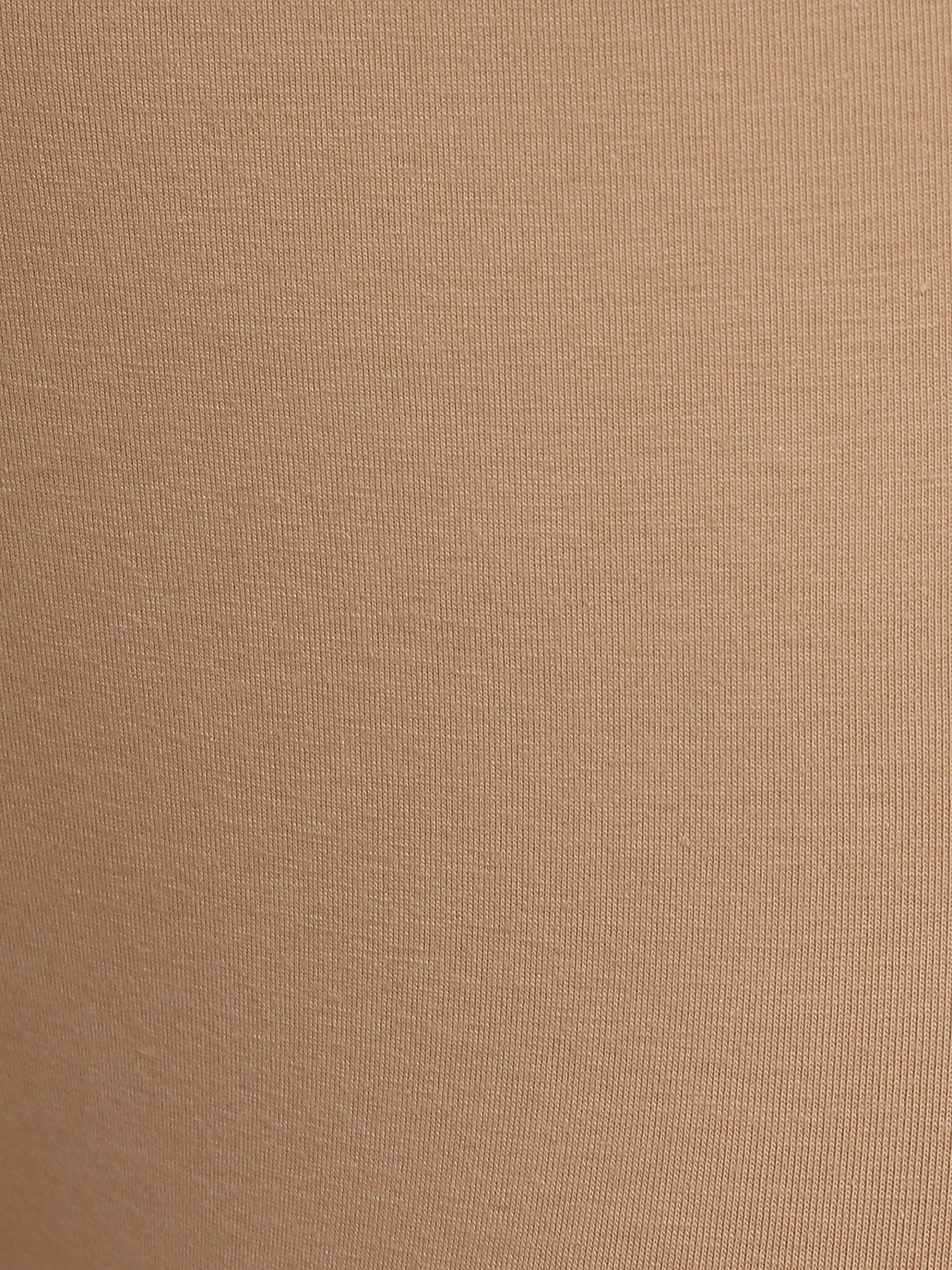 Color_Dark Beige