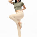 Color_Dark Offwhite